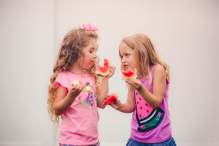 TracySweeney_ElanStudio_girls_eating_watermelon_13