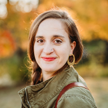 Lyndsay McNiff, NAPCP photography mentor for off-camera flash lifestyle photos, brand photography, family, and lifestyle newborn photography