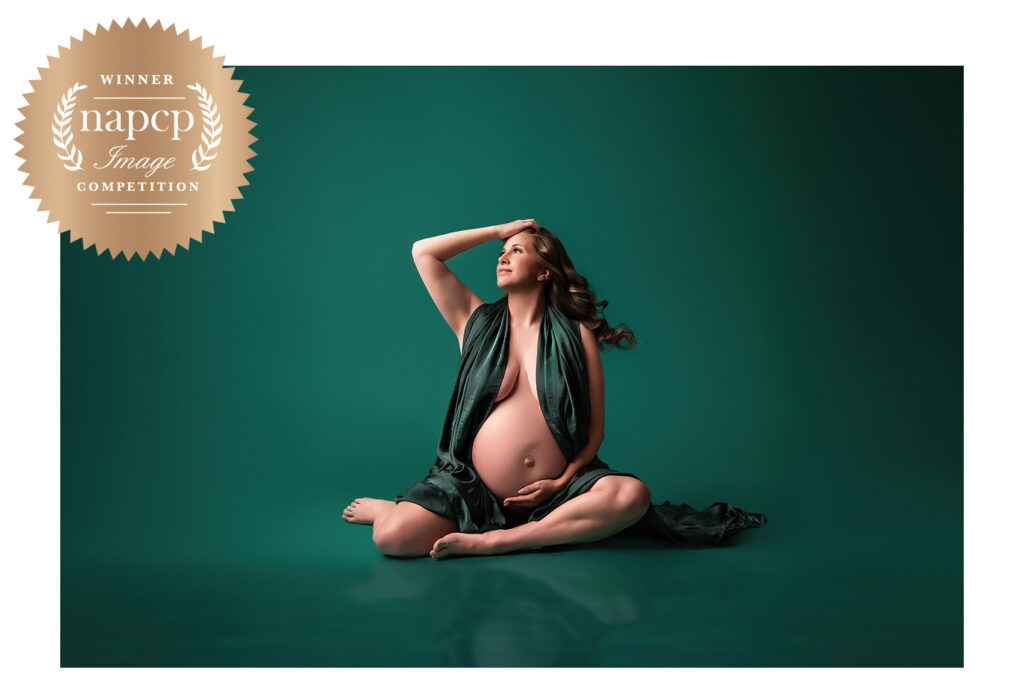 Lauren Poss first place winner in the Maternity Category for the NAPCP International Image Competition in 2026