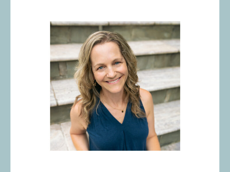 Ashley McBroom photography portfolio review mentor and award-winning family photographer