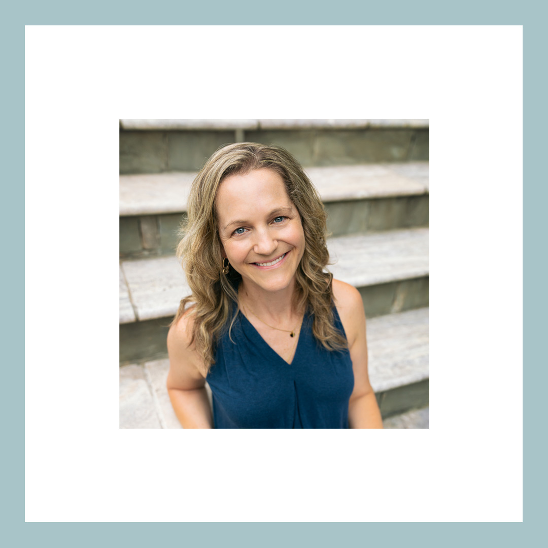 Ashley McBroom photography portfolio review mentor and award-winning family photographer